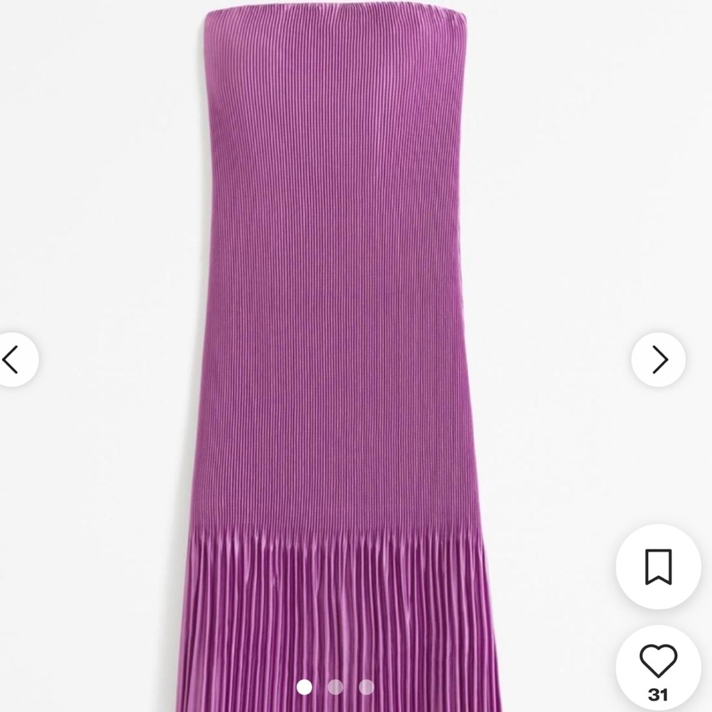 The A&F Giselle Pleat Release Midi Dress SMALL